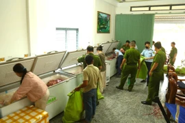 Cơ quan thường trực Ban Chỉ đạo (Sở Y tế) có nhiệm vụ chủ trì, phối hợp tổ chức kiểm tra liên ngành về an toàn thực phẩm vào các đợt cao điểm. Ảnh: P.V