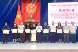 Phú Thiện: 33 tập thể, cá nhân có thành tích xuất sắc trong hoạt động HĐND 2 cấp 