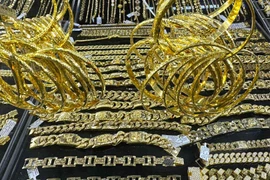 Thị trường vàng trong nước ngày 6-8 bất động