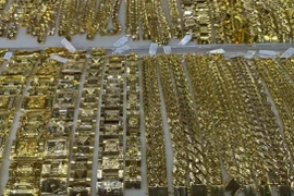 Vàng miếng vọt tăng 1,2 triệu đồng mỗi lượng trong ngày 10-11