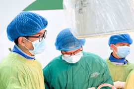 Bệnh viện Đại học Y Dược-Hoàng Anh Gia Lai: Nối thành công bàn chân đứt lìa cho bệnh nhân