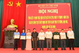 Chư Păh biểu dương 28 tập thể, cá nhân điển hình học tập và làm theo tư tưởng Hồ Chí Minh