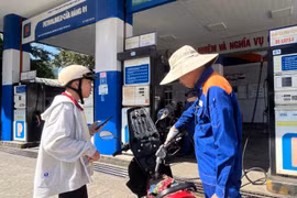 Chiều 9-10, giá xăng, dầu cùng giảm từ 430 đồng/lít