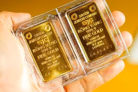 Vàng trong nước lập đỉnh 162 triệu đồng/lượng, cao nhất trong lịch sử