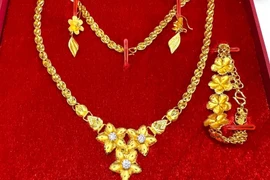 Ngày thứ 3 liên tiếp, giá vàng giữ mức ổn định từ 117,7-119,7 triệu đồng/lượng