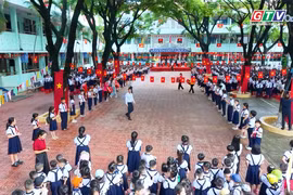 Sẵn sàng cho lễ khai giảng đặc biệt