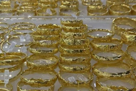 Cuối tuần, vàng miếng tiến sát mốc 155 triệu đồng/lượng, cao hơn thế giới gần 21 triệu đồng