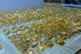 Giá vàng ngày 4-3 giảm sâu đến 6,2 triệu đồng/lượng