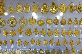 Vàng miếng tiếp tục tăng thêm 2,3 triệu đồng, lấy lại mốc 170 triệu đồng/lượng