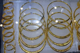 Giá vàng trong nước tiếp tục tăng 1,7 triệu đồng mỗi lượng