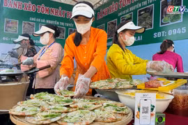 Bánh xèo tôm nhảy, trọn vị xứ Nẫu