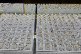 Giá vàng ngày 20-3 tiếp tục giảm sâu 3,9 triệu đồng mỗi lượng