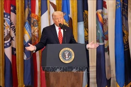 Tổng thống Mỹ Donald Trump cân nhắc việc tiếp quản Eo biển Hormuz