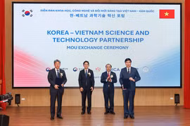 Tỉnh Gia Lai làm việc song phương với Viện Khoa học Thiên Văn và Vũ Trụ Hàn Quốc