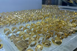 Ngày 19-3, thị trường vàng trong nước “rơi tự do”, giảm đến 4,6 triệu đồng mỗi lượng