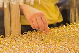 Giá vàng nhẫn ngày 14-12 tiếp tục lao dốc, còn 85,2 triệu đồng/lượng