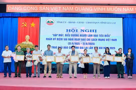 Gia Lai: Biểu dương người làm báo tiêu biểu và trao Giải Báo tỉnh lần thứ XIV năm 2025