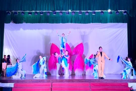 Gia Lai tổng duyệt chương trình tham gia hội diễn “Tiếng hát Làng Sen” và triển lãm “Hồ Chí Minh đẹp nhất tên Người”