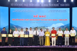 Gia Lai: 1 huy chương vàng, 3 huy chương bạc tại hội diễn ca khúc cách mạng toàn quốc 