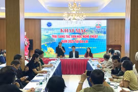 28 văn nghệ sĩ tham dự trại sáng tác văn học nghệ thuật tại Gia Lai