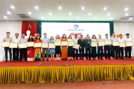 Gia Lai: 1 tập thể, 1 cá nhân được tặng bằng khen của Hội Nhà báo Việt Nam