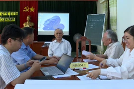 Sinh hoạt chuyên đề về học tập và làm theo tư tưởng, đạo đức, phong cách Hồ Chí Minh