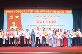Ngành Y tế Gia Lai tôn vinh điển hình tiên tiến, khơi dậy khát vọng cống hiến
