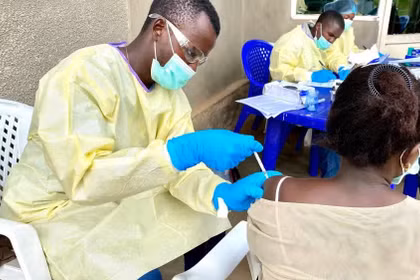 Tây Phi tăng cường các biện pháp chuẩn bị và phòng ngừa dịch bệnh Ebola