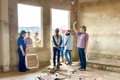 Quyết liệt đẩy nhanh tiến độ Dự án trường nội trú liên cấp tiểu học và THCS tại 7 xã biên giới
