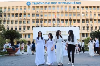 Đỗ ngành sư phạm 29 điểm: Sinh viên được hỗ trợ học phí, sinh hoạt phí thế nào?