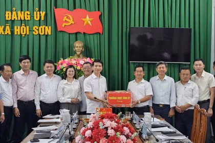 Đảng ủy xã Hội Sơn quan tâm xây Đảng và hệ thống chính trị trong sạch, vững mạnh