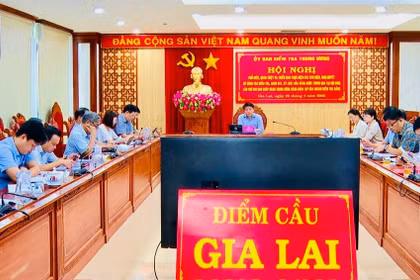 Phổ biến, triển khai các văn kiện, nghị quyết về công tác kiểm tra, giám sát, kỷ luật của Đảng