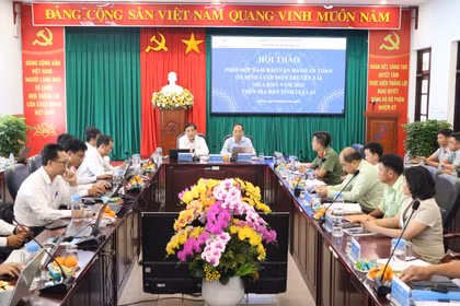 Tìm giải pháp bảo đảm vận hành lưới điện truyền tải an toàn, ổn định trong cao điểm mùa khô