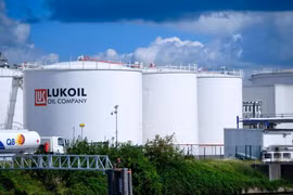 Quỹ đầu tư Mỹ mua tài sản nước ngoài của tập đoàn dầu mỏ Nga. Ảnh: Getty Images