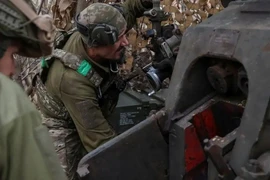 Lính Ukraine tại mặt trận Donetsk Ảnh: DW