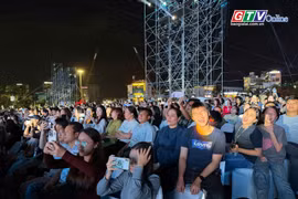 60s Gia Lai: "Cháy" cùng Mega Concert
