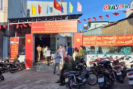 Cử tri Gia Lai nô nức đi bầu cử đại biểu Quốc hội và HĐND các cấp