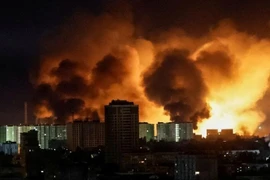 Tin thế giới 16-10: Thêm một nhà máy lọc dầu của Nga bị tấn công bằng UAV