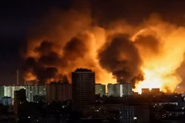 Tin thế giới 16-10: Thêm một nhà máy lọc dầu của Nga bị tấn công bằng UAV