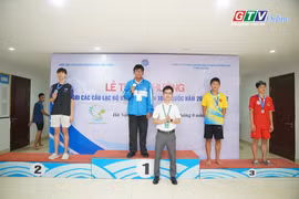 Nam sinh Gia Lai giành 3 huy chương vàng, 1 huy chương bạc tại giải bơi toàn quốc