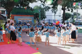 Lớp học không tường: Một ngày "cắm trại" ngay trong sân trường