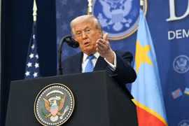 Tổng thống Mỹ Donald Trump phát biểu tại một sự kiện ở Washington D.C hôm 4-12. Ảnh: AFP