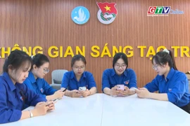 Lá phiếu đầu đời