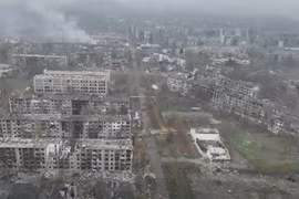 Mirnograd bị vây khốn, Tổng thống Zelensky ra lệnh giữ vững thành phố đến cùng. Ảnh: mezha