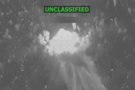 Ba tàu bị Mỹ không kích ngày 15-12. Video: Reuters