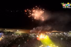 Hai quảng trường - một khoảnh khắc rực rỡ chào năm mới tại Gia Lai