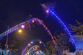 60s Gia Lai: Cây nêu đón Tết