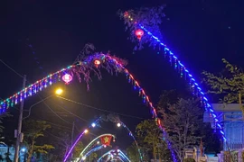 60s Gia Lai: Cây nêu đón Tết