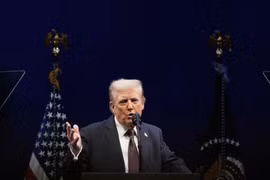 Tổng thống Mỹ Donald Trump tuyên bố gia hạn lệnh ngừng bắn với Iran