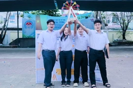 Lớp học không tường: Ngày hội STEM Toán - Tin: Thử sức sáng tạo, thỏa niềm đam mê